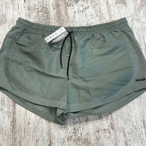Core 10 by Reebok NWT Harmony Green Shiny Woven Athletic Training Shorts
